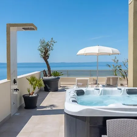 Penthouse Golden View With Private Jacuzzi And 100m2 Terrace - Exklusiv * 마카르스카